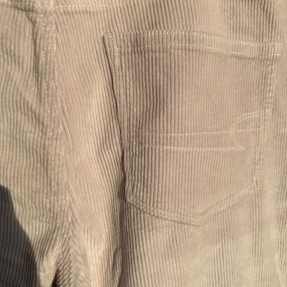 American Eagle corduroy mom jeans - Picture 8 of 10